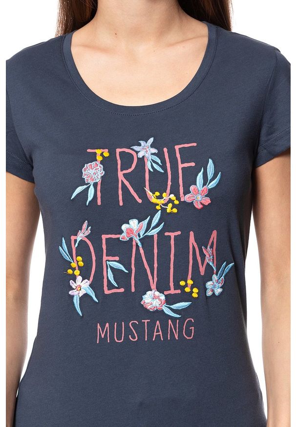 Mustang - MUSTANG T SHIRT DAMSKI Alexia C Print 1009728 4085. Wzór: nadruk