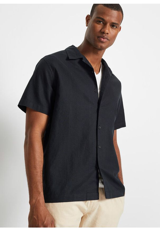 bonprix - Koszula z krótkim rękawem z przewiewnej mieszanki lnu, loose fit. Kolor: czarny. Materiał: len. Długość rękawa: krótki rękaw. Długość: krótkie