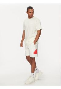 Adidas - adidas T-Shirt Trefoil Essentials IR9694 Beżowy Regular Fit. Kolor: beżowy. Materiał: bawełna #5