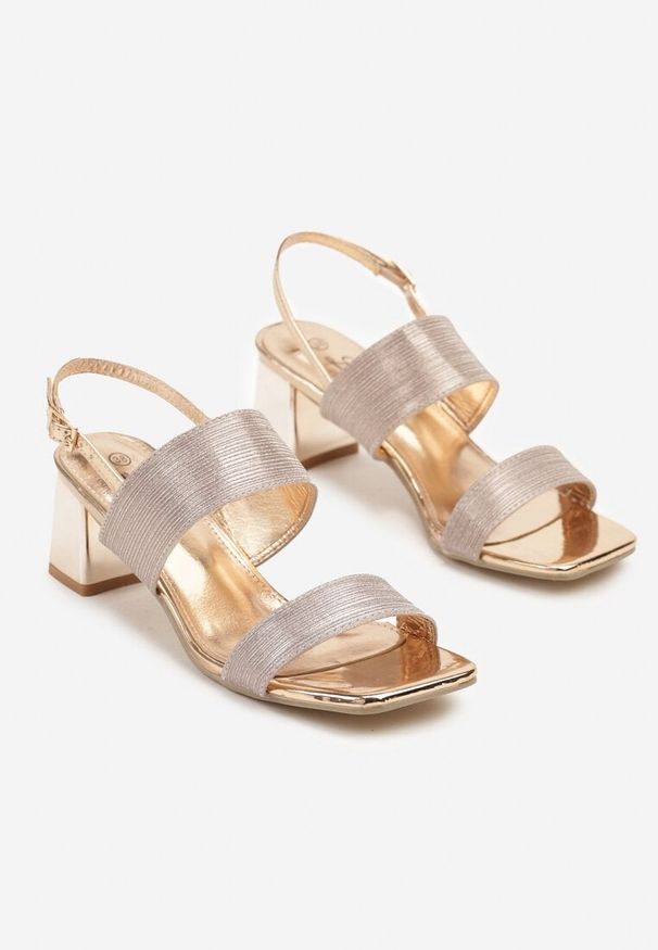Renee - Szampańskie Sandały Brokatowe na Słupkowym Obcasie z Metalicznym Połyskiem Greltewi. Kolor: złoty. Materiał: jeans. Obcas: na obcasie. Styl: elegancki. Wysokość obcasa: średni