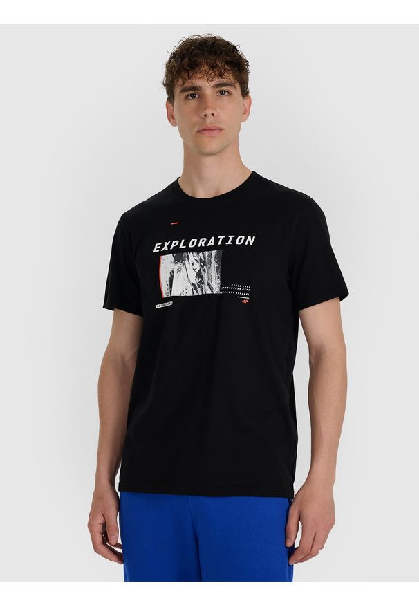 4f - 4F T-shirt regular z nadrukiem męski - czarny M. Okazja: na co dzień. Kolor: czarny. Materiał: materiał, bawełna. Wzór: nadruk. Styl: casual