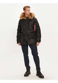 Alpha Industries Kurtka zimowa 103141 Czarny Regular Fit. Kolor: czarny. Materiał: syntetyk. Sezon: zima #7