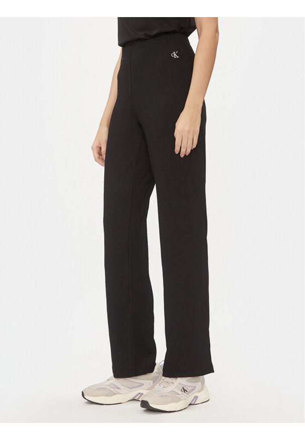 Calvin Klein Jeans Spodnie dzianinowe J20J222685 Czarny Straight Fit. Kolor: czarny. Materiał: syntetyk