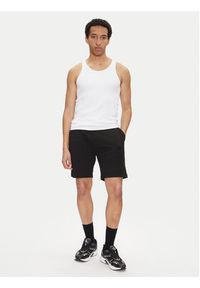 Calvin Klein Jeans Szorty sportowe J30J327247 Czarny Regular Fit. Kolor: czarny. Materiał: syntetyk. Styl: sportowy #3