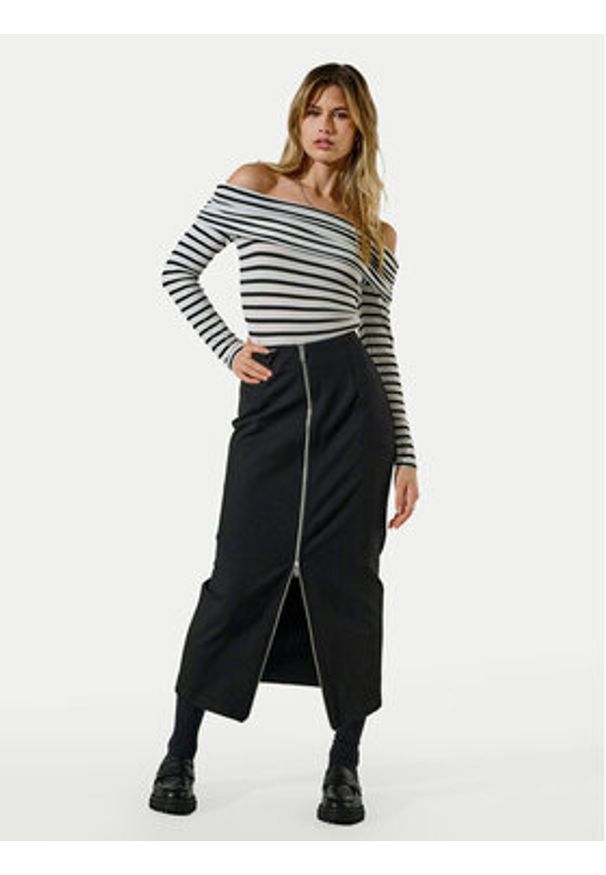 only - ONLY Spódnica maxi Marcella 15338423 Czarny Regular Fit. Kolor: czarny. Materiał: wiskoza