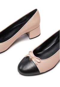 Tory Burch Czółenka Cap-Toe 154515 Beżowy. Kolor: beżowy. Materiał: skóra