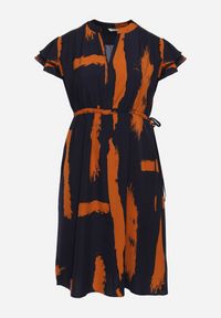 Born2be - Czarno-Pomarańczowa Sukienka ze Sznurkiem w Pasie i Artystycznym Wzorem Lesidna. Kolor: niebieski. Materiał: tkanina #7