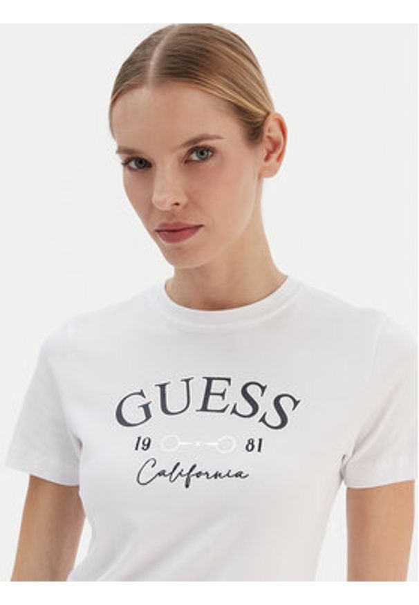 Guess T-Shirt V6RI02 J1314 Biały Regular Fit. Kolor: biały. Materiał: bawełna