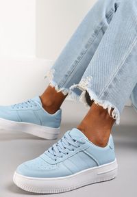 Renee - Niebieskie Sneakersy Rasminos. Zapięcie: sznurówki. Kolor: niebieski. Szerokość cholewki: normalna. Wzór: aplikacja