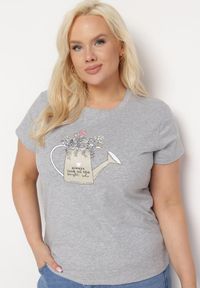 Born2be - Szary Bawełniany T-shirt z Ozdobnym Nadrukiem Littana. Okazja: na co dzień. Kolor: szary. Materiał: bawełna. Wzór: nadruk. Sezon: lato, wiosna. Styl: casual, klasyczny