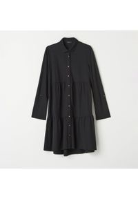 Mohito - Koszulowa sukienka z wiskozą - Czarny. Kolor: czarny. Materiał: wiskoza. Typ sukienki: koszulowe #1