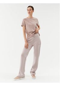 Guess Spodnie dresowe Brenda V3RB21 K7UW2 Beżowy Regular Fit. Kolor: beżowy. Materiał: wiskoza
