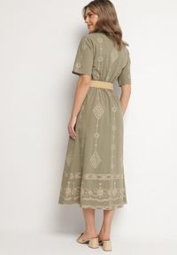 Born2be - Ciemnozielona Bawełniana Sukienka Koszulowa z Ozdobnym Paskiem i Haftem Evialisse. Okazja: na co dzień, na imprezę. Kolor: zielony. Materiał: bawełna. Wzór: haft. Typ sukienki: koszulowe. Styl: casual, elegancki #7