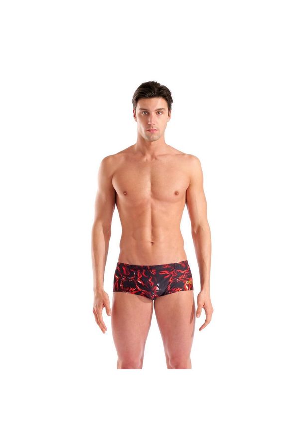 Szorty kąpielowe męskie Arena Graphic Swim Low Waist Short. Kolor: wielokolorowy, czarny, czerwony. Materiał: materiał