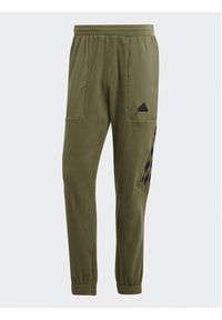 Adidas - adidas Spodnie dresowe Future Icons 3-Stripes IJ8859 Zielony Regular Fit. Kolor: zielony. Materiał: syntetyk #4