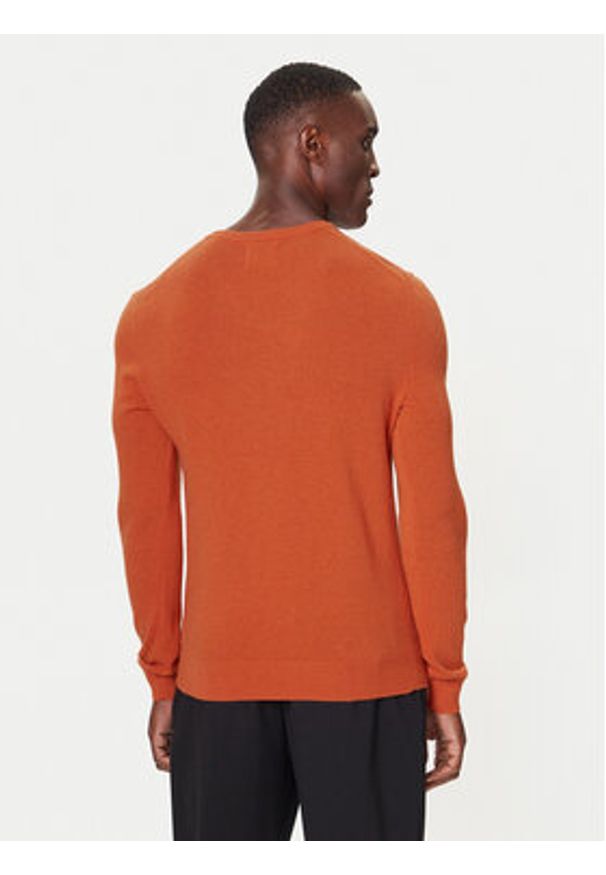 GANT - Gant Sweter 8050274 Pomarańczowy Regular Fit. Kolor: pomarańczowy. Materiał: wełna