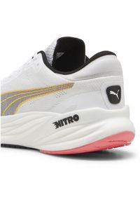 Puma - Męskie buty do biegania Magnify NITRO™ 2 PUMA. Zapięcie: sznurówki. Kolor: biały, pomarańczowy, żółty, wielokolorowy. Materiał: syntetyk, tkanina, materiał. Szerokość cholewki: normalna