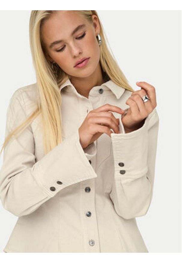 only - ONLY Koszula jeansowa Perla 15359156 Beżowy Slim Fit. Kolor: beżowy. Materiał: bawełna