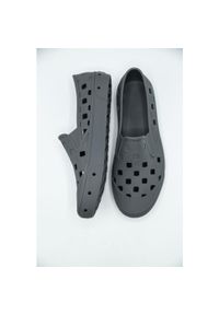 Buty surfingowe Vans Slip-On Trek, Dla obu płci. Zapięcie: bez zapięcia. Kolor: szary. Materiał: materiał