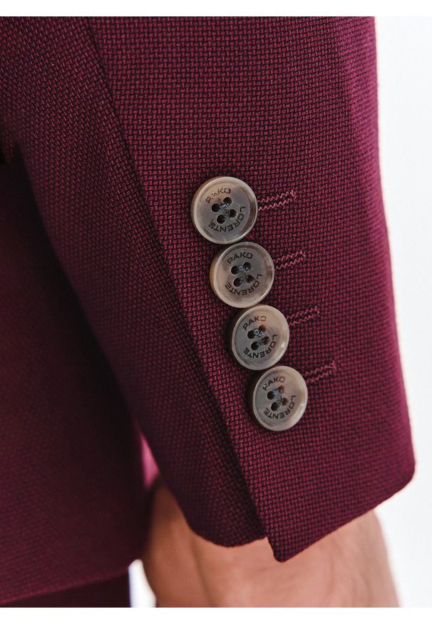 Pako Lorente - PAKO LORENTE – Bordowa marynarka garniturowa. Okazja: na co dzień, na ślub cywilny, na wesele. Kolor: czerwony. Materiał: poliester, wiskoza, elastan. Styl: casual