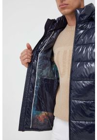 Guess kurtka męska kolor granatowy zimowa. Kolor: niebieski. Materiał: polar, materiał. Sezon: zima #6