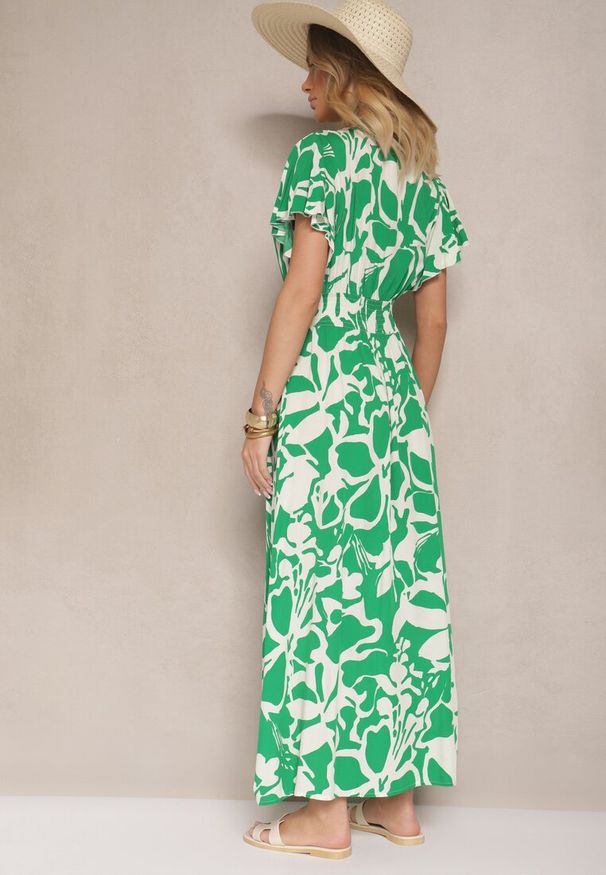 Renee - Zielona Kopertowa Wiskozowa Sukienka Rozkloszowana z Abstrakcyjnym Wzorem Rallevia. Okazja: na spacer, na co dzień. Kolor: zielony. Materiał: wiskoza. Typ sukienki: kopertowe. Styl: casual