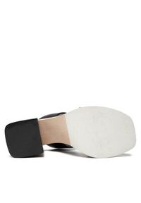 AGL Klapki Surin D668002PDSOFTY0000 Czarny. Kolor: czarny. Materiał: skóra