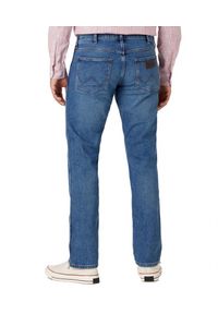 Wrangler - WRANGLER GREENSBORO MĘSKIE SPODNIE JEANSOWE JEANSY EL NINO W15QYLZ66