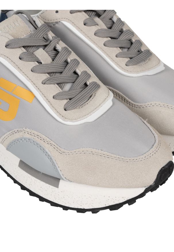 Ice Play Sneakersy | KORSER001M3NS1 | Mężczyzna | Szary. Okazja: na co dzień. Nosek buta: okrągły. Kolor: szary. Materiał: tkanina, skóra. Sezon: lato