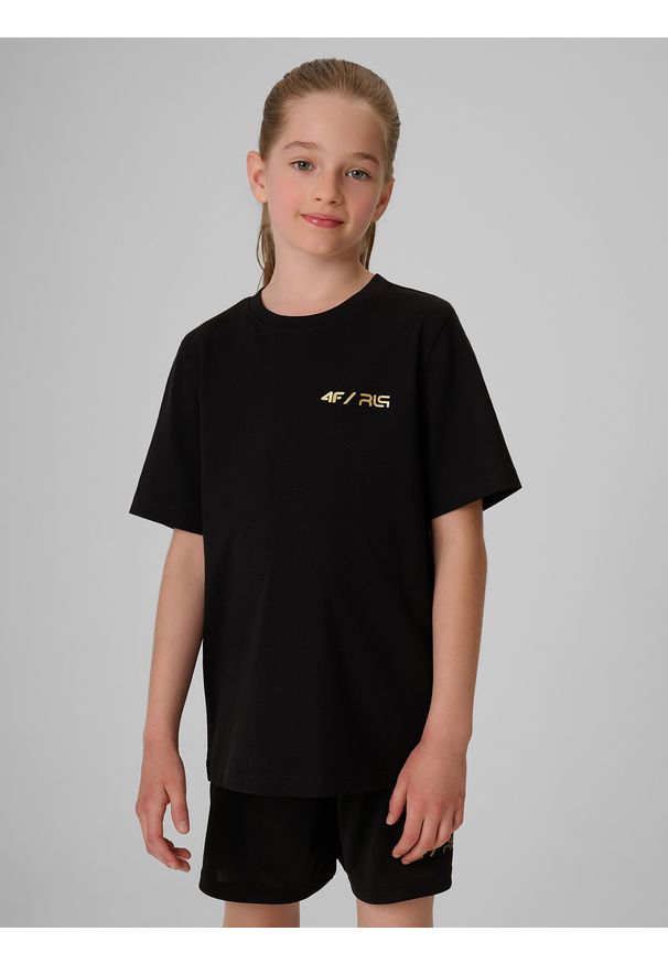 4f - 4F T-shirt regular z nadrukiem dziecięcy 4F JUNIOR x Robert Lewandowski - czarny 152 (11-12 lat). Okazja: na co dzień. Kolor: czarny. Materiał: bawełna, dzianina. Wzór: nadruk. Sezon: lato. Styl: młodzieżowy, sportowy, casual