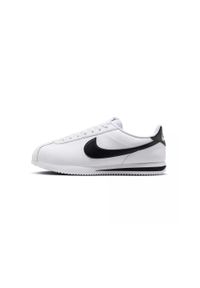 Buty do chodzenia męskie Nike Cortez Ltr. Kolor: biały, czarny, wielokolorowy. Materiał: skóra. Szerokość cholewki: normalna. Model: Nike Cortez. Sport: turystyka piesza