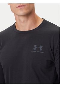 Under Armour Longsleeve Ua Sportstyle Left Chest 1329585 Czarny Loose Fit. Kolor: czarny. Materiał: syntetyk. Długość rękawa: długi rękaw