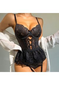 Intica - Komplet bielizny koronkowej z baskinką na specjalne okazje Sirje. Kolor: czarny. Materiał: koronka. Długość: długie. Wzór: koronka