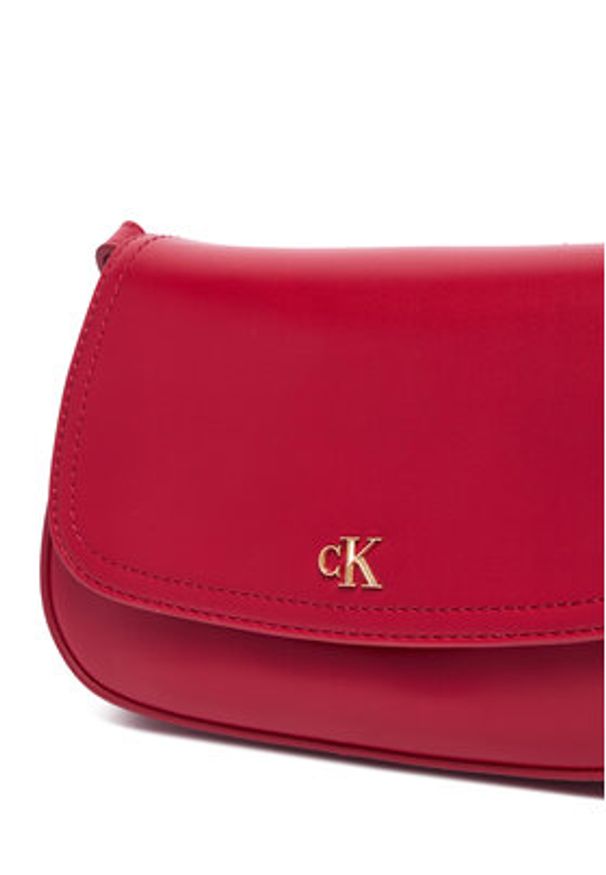 Calvin Klein Torebka Ck Flap Camera Bag LV04F3421G Bordowy. Kolor: czerwony. Materiał: skórzane