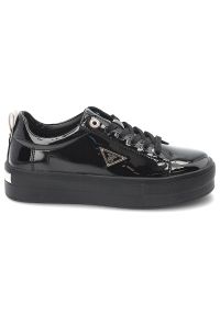 Sneakersy damskie Filippo, wykonane ze skóry naturalnej lakierowanej modny fason na platformie klasyczne sznurowanie oraz miękka wkładka, czarne, DP3. Okazja: na co dzień. Zapięcie: sznurówki. Kolor: czarny. Materiał: skóra, lakier. Szerokość cholewki: normalna. Obcas: na platformie #2