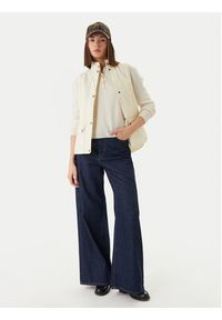 Barbour Bezrękawnik Otteburn GI0003CR31 Écru Regular Fit. Kolor: kremowy. Materiał: syntetyk. Długość rękawa: bez rękawów #6