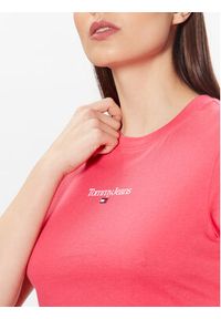 Tommy Jeans T-Shirt Essential Logo DW0DW15444 Różowy Cropped Fit. Kolor: różowy. Materiał: bawełna, syntetyk #5