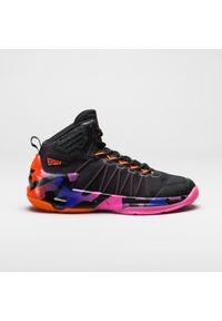 TARMAK - Buty do gry w koszykówkę dla mężczyzn i kobiet Tarmak SS500. Kolor: czerwony, czarny, pomarańczowy, wielokolorowy. Materiał: tkanina. Szerokość cholewki: normalna. Sport: koszykówka #1