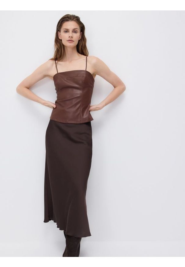 Reserved - Satynowa spódnica midi - ciemnobrązowy. Kolor: brązowy. Materiał: satyna