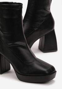 Renee - Czarne Dopasowane Botki na Geometrycznym Obcasie i Platformie Agriopa. Zapięcie: zamek. Kolor: czarny. Materiał: materiał. Wzór: geometria. Sezon: jesień, zima. Obcas: na obcasie. Wysokość obcasa: średni #4