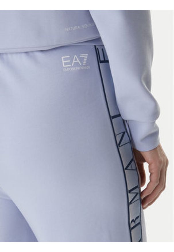 EA7 Emporio Armani Dres 7W001157 AF12501 Niebieski Regular Fit. Kolor: niebieski. Materiał: syntetyk