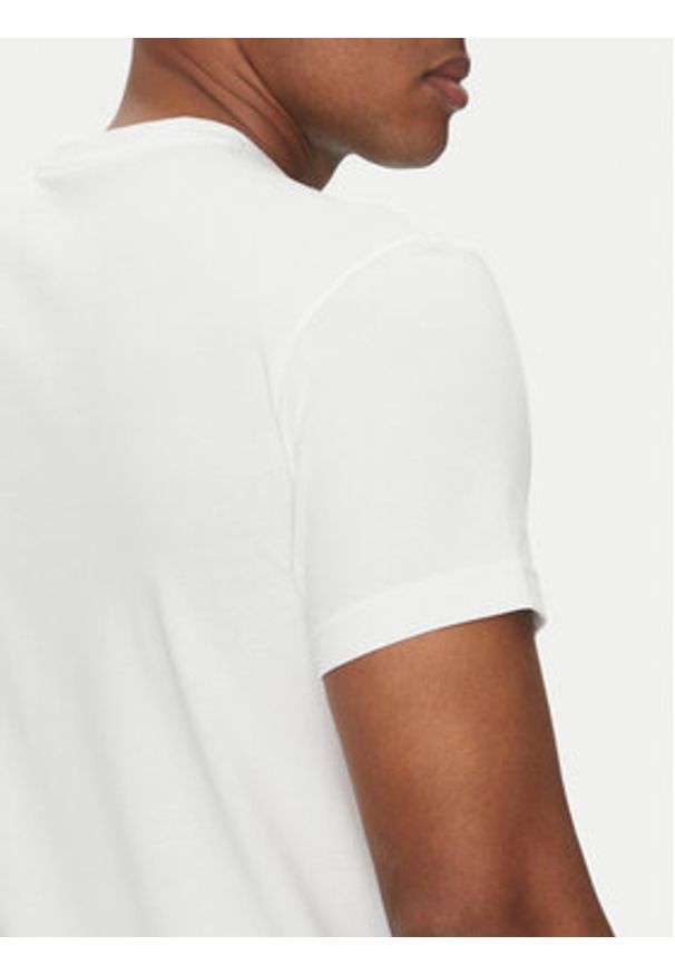 Lacoste T-Shirt TH8917 Biały Regular Fit. Kolor: biały. Materiał: bawełna, syntetyk