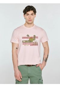 Big-Star - Koszulka męska z nadrukiem różowa Regger 600. Okazja: na spacer. Kolor: różowy. Materiał: materiał, bawełna, skóra, dzianina. Wzór: nadruk. Sezon: lato. Styl: klasyczny #5