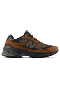 Buty unisex New Balance U2010ANV – brązowe. Kolor: brązowy. Materiał: zamsz, guma. Szerokość cholewki: normalna. Sezon: lato. Sport: bieganie