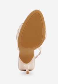 Renee - Beżowe Sandały na Szpilce VICES z Metaliczną Ozdobą i Marszczeniem Orinlisa. Kolor: beżowy. Wzór: aplikacja. Sezon: lato. Obcas: na szpilce #3