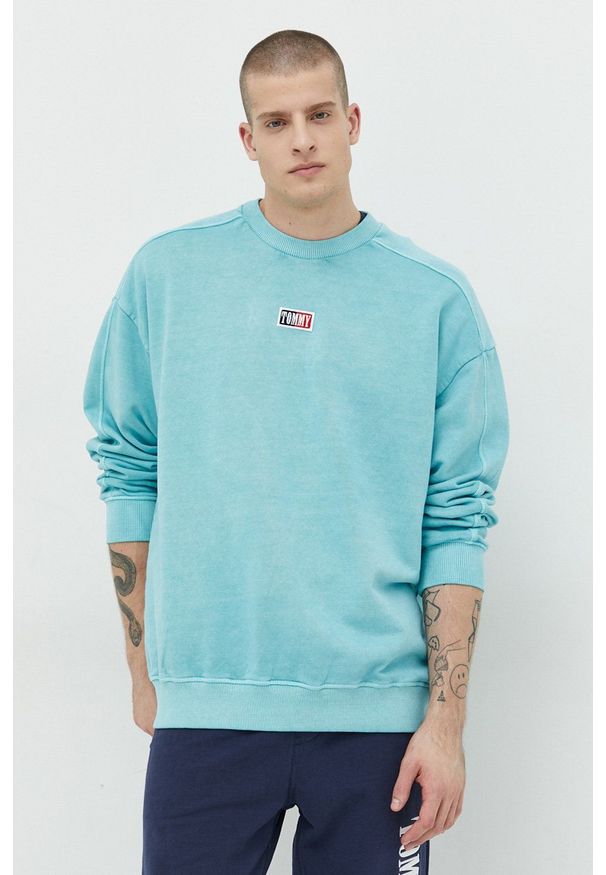 Tommy Jeans bluza bawełniana męska kolor zielony z aplikacją. Kolor: zielony. Materiał: bawełna. Wzór: aplikacja