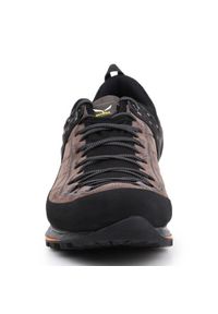 Buty Salewa Ms Mtn Trainer 2 M 61371-0971 czarne. Wysokość cholewki: przed kostkę. Kolor: czarny. Materiał: guma, nylon, skóra, zamsz. Szerokość cholewki: normalna. Sport: turystyka piesza, wspinaczka