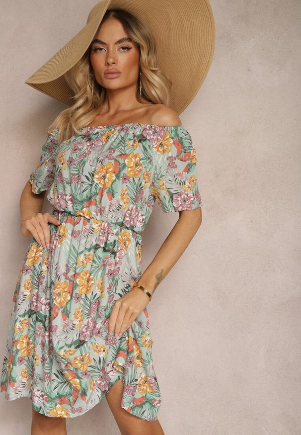 Renee - Niebiesko-Pomarańczowa Sukienka z Bawełny w Kwiatowy Print Dimizama. Okazja: na co dzień. Kolor: niebieski. Materiał: bawełna. Długość rękawa: krótki rękaw. Wzór: kwiaty, nadruk. Sezon: lato. Typ sukienki: proste. Styl: elegancki, casual