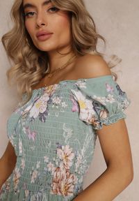 Renee - Jasnozielona Sukienka Maxi z Ozdobnym Dekoltem i Cienkimi Gumkami Nesaina. Kolor: zielony. Długość: maxi #5