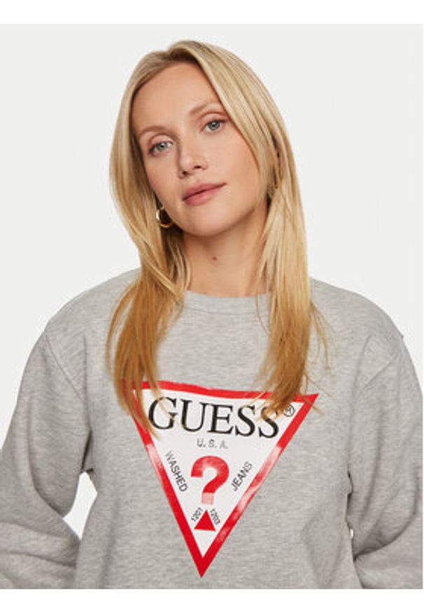 Guess Bluza W2YQ16 KBA11 Szary Regular Fit. Kolor: szary. Materiał: bawełna